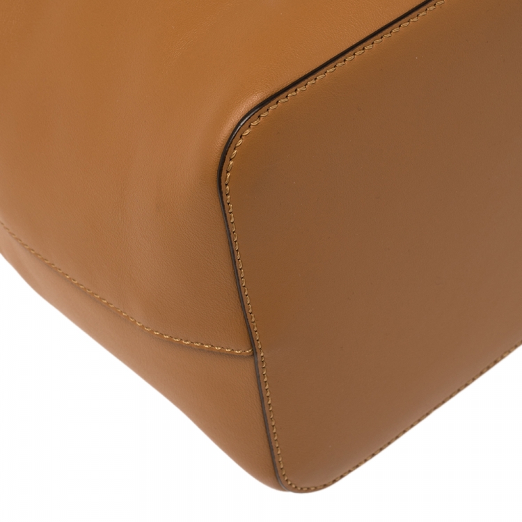 Pre Owned Fendi Tan Leather Grande Mon Tresor Bucket Bag