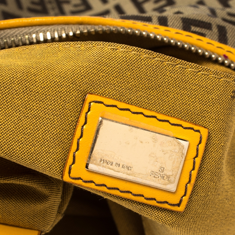 Pre Owned Fendi Beige/Yellow Zucchino Canvas and Leather Pocket Chef Hobo