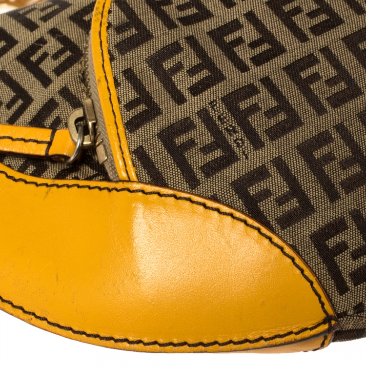 Pre Owned Fendi Beige/Yellow Zucchino Canvas and Leather Pocket Chef Hobo