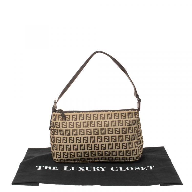Pre Owned Fendi Beige/Brown Zucchino Canvas and Leather Baguette Bag