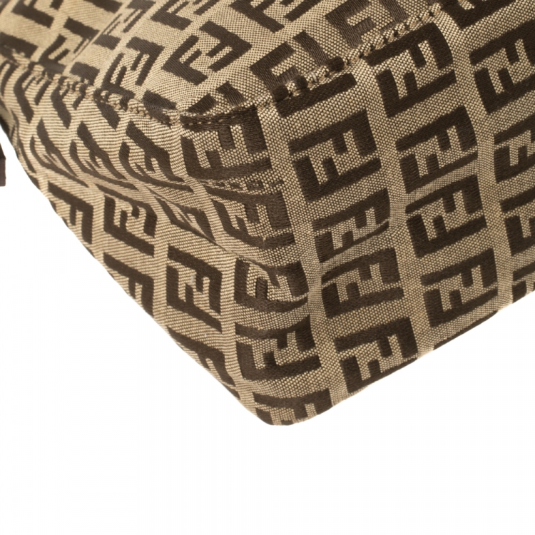 Pre Owned Fendi Beige/Brown Zucchino Canvas and Leather Baguette Bag