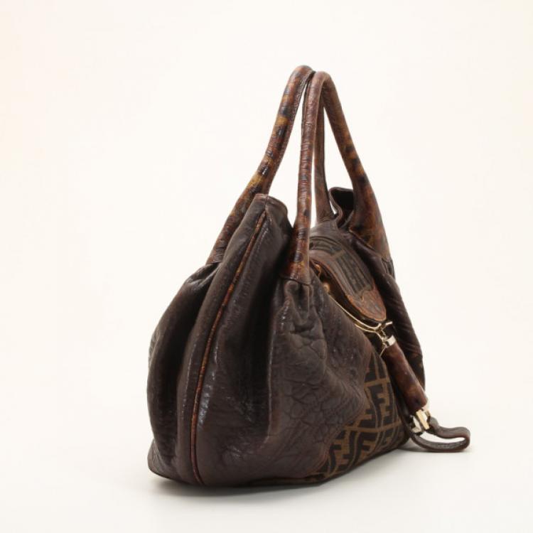 مملوكة مسبقًا Fendi Zucca Turtle Spy Bag