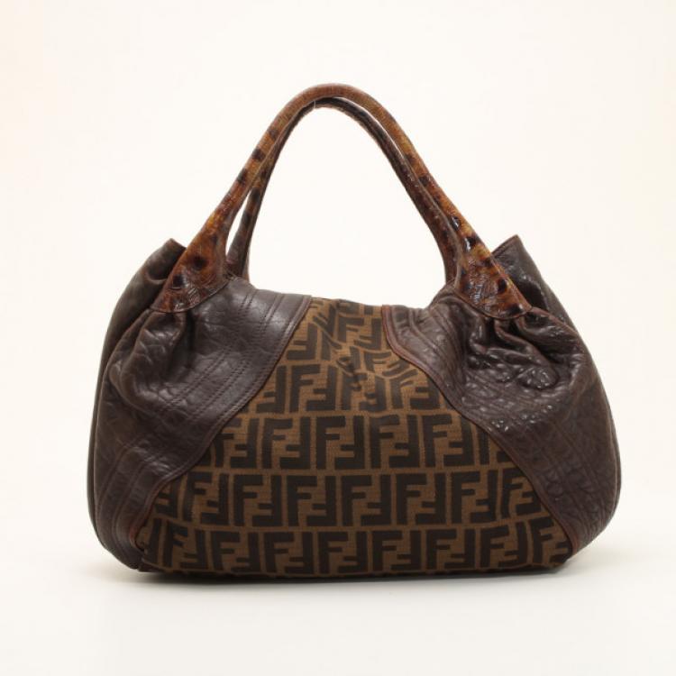 مملوكة مسبقًا Fendi Zucca Turtle Spy Bag