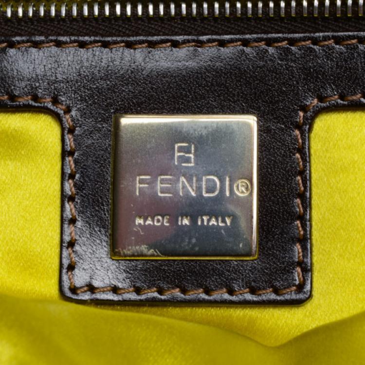 Pre Owned Fendi Daisy Embroidered Denim Baguette 