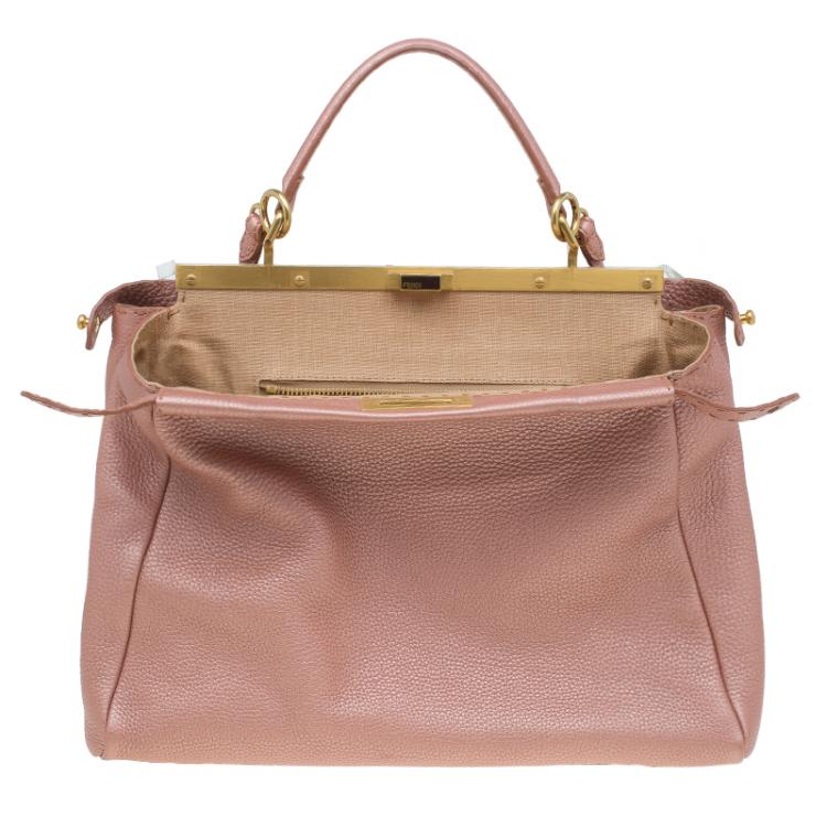 مملوكة مسبقًا Fendi  Metallic Pink Selleria Leather Large Peekaboo Top Handle Bag