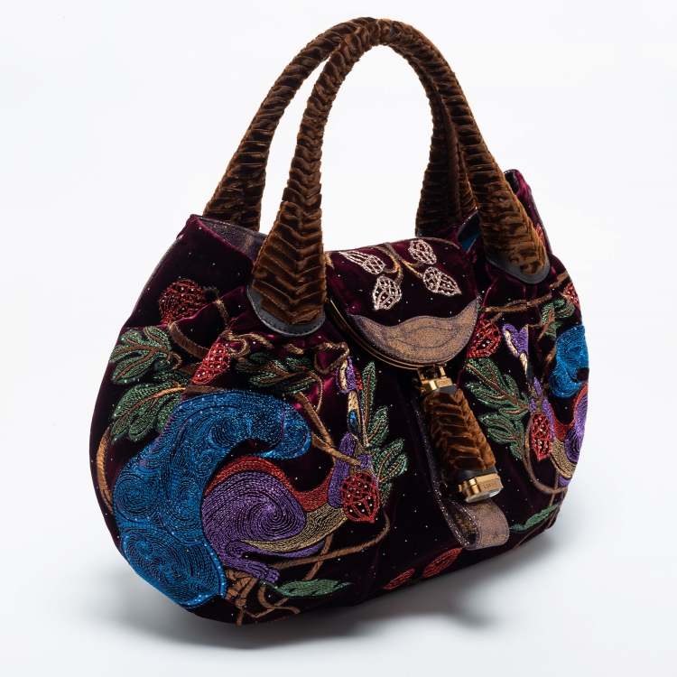 مملوكة مسبقًا Fendi Multicolor Squirrel Embroidered Velvet Limited Edition Spy Bag