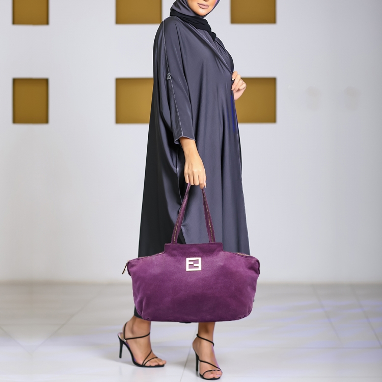 Pre Owned Fendi Purple Suede Medium Chains Tote