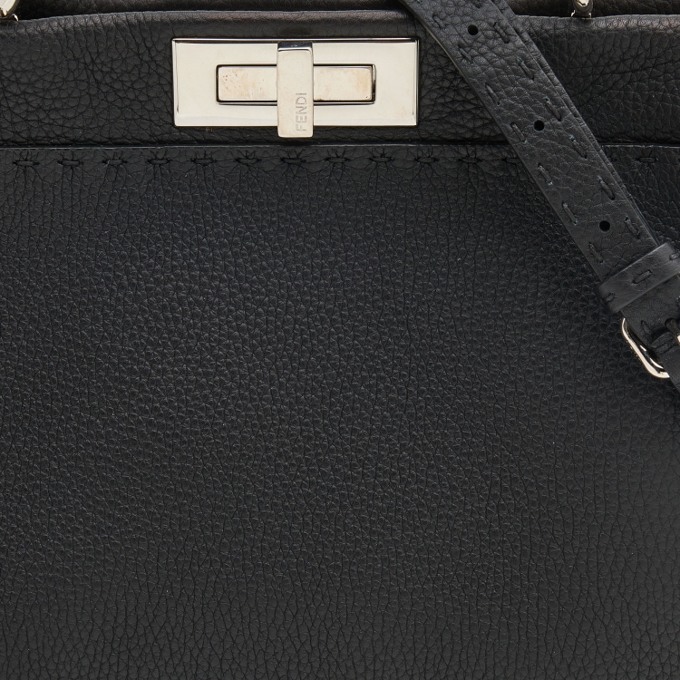 Pre Owned Fendi Black Leather Medium Peekaboo Top Handle Bag