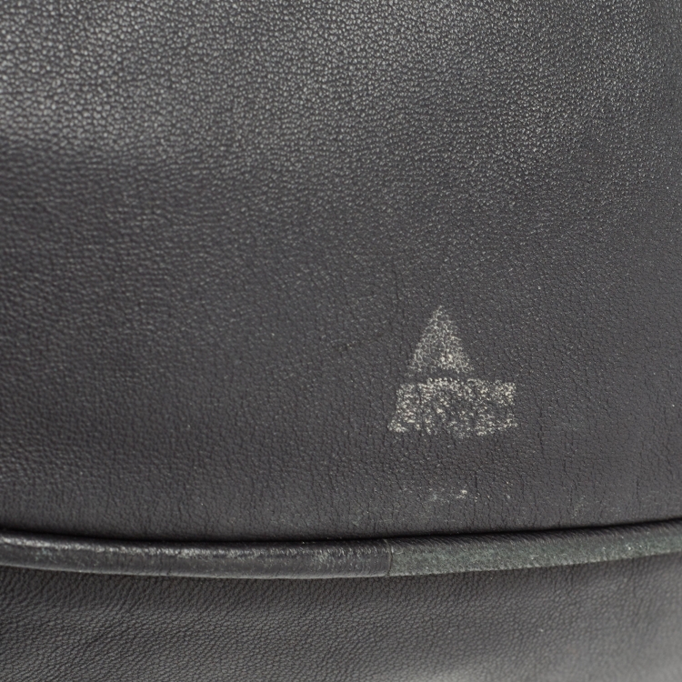 Pre Owned Fendi Black Leather To You Top Handle Bag
