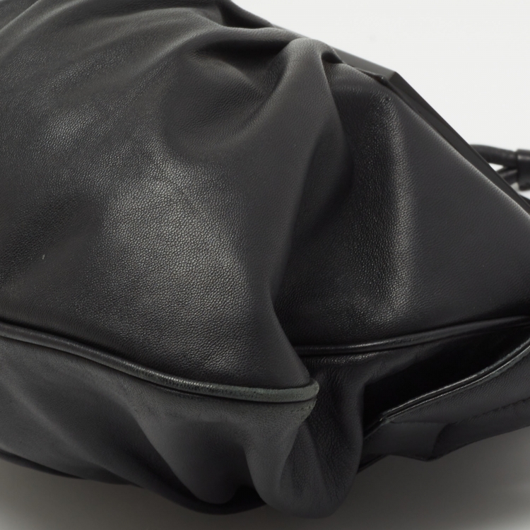 Pre Owned Fendi Black Leather To You Top Handle Bag