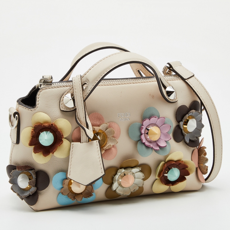 Pre Owned Fendi Off White Leather Mini By The Way Flowerland Crossbody Bag