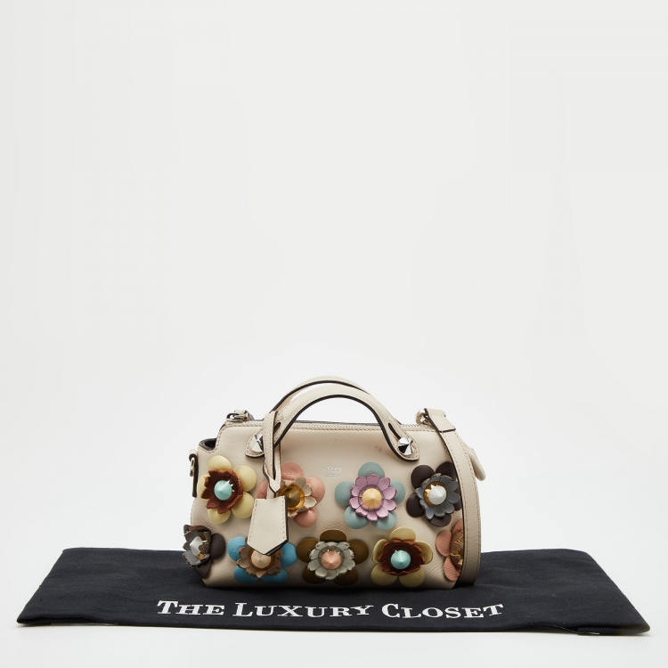 Pre Owned Fendi Off White Leather Mini By The Way Flowerland Crossbody Bag