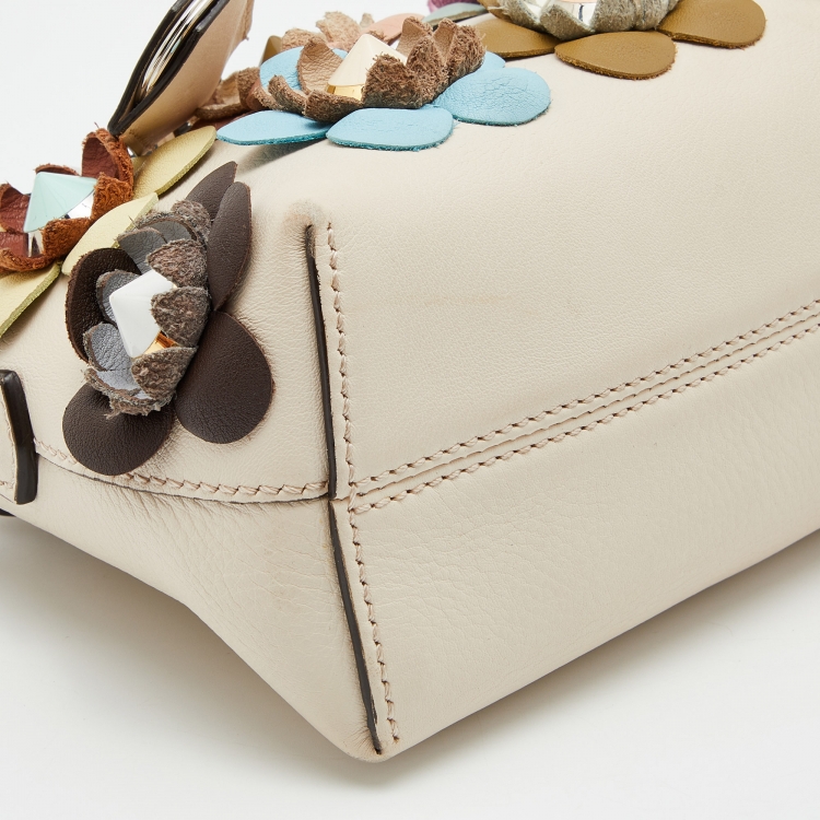 Pre Owned Fendi Off White Leather Mini By The Way Flowerland Crossbody Bag