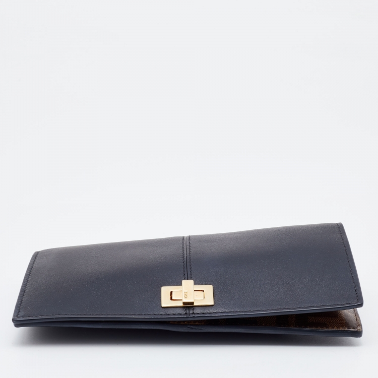 Pre Owned Fendi Black Leather Chain Clutch