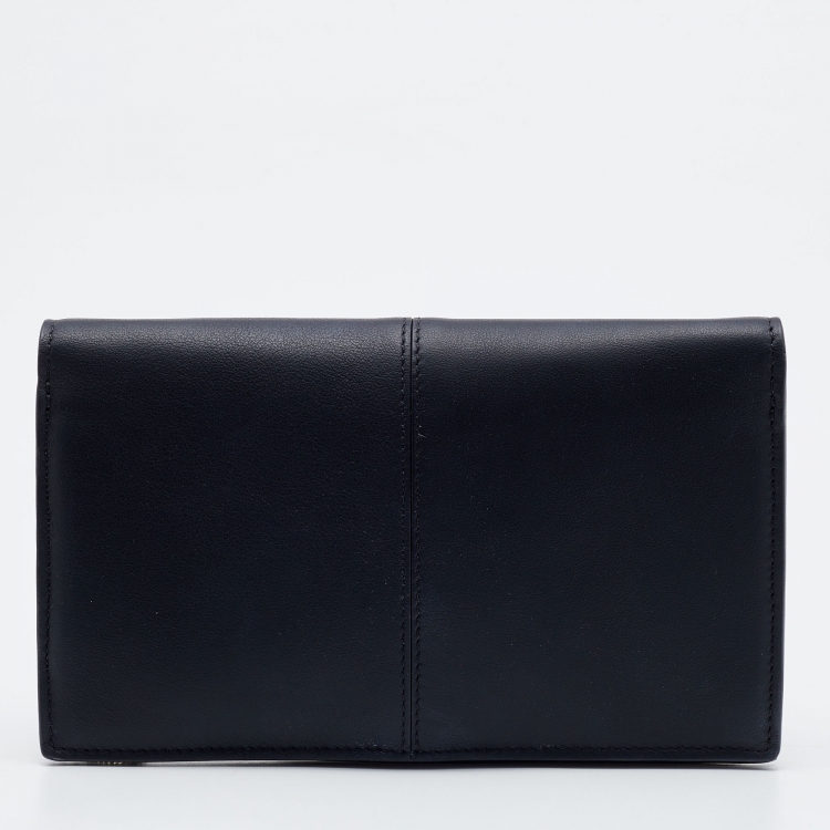 Pre Owned Fendi Black Leather Chain Clutch