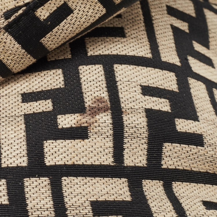 Pre Owned Fendi Beige/Black Zucca Jacquard Fabric Mia Flap Bag