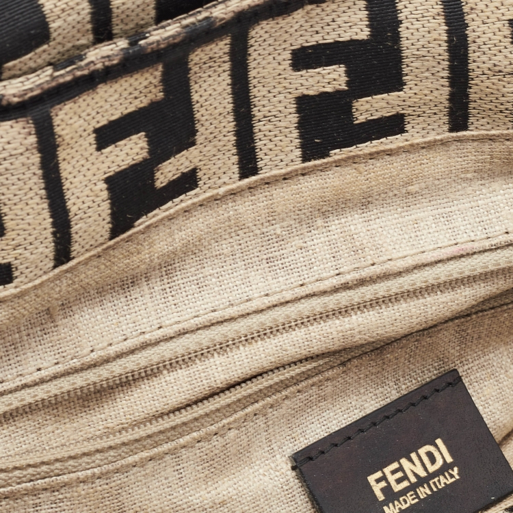 Pre Owned Fendi Beige/Black Zucca Jacquard Fabric Mia Flap Bag