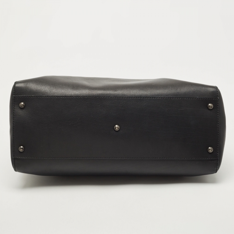 Pre Owned Fendi Black Leather Large Peekaboo Top Handle Bag