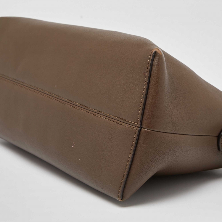 Pre Owned Fendi Brown/Black Leather Medium By The Way Bag