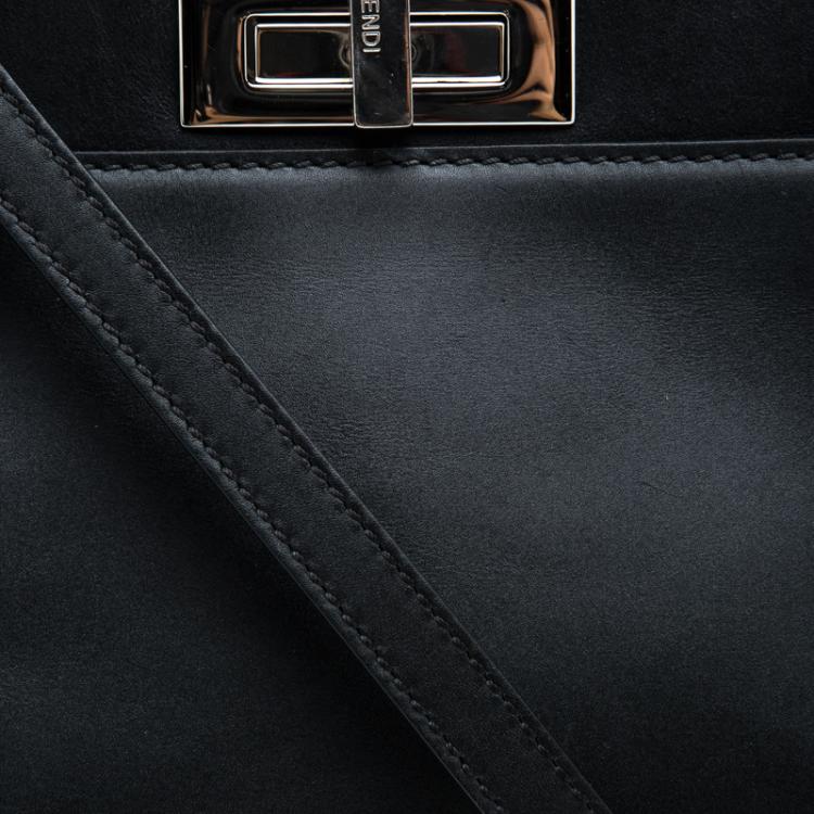 Pre Owned Fendi Black Leather Medium Peekaboo Top Handle Bag