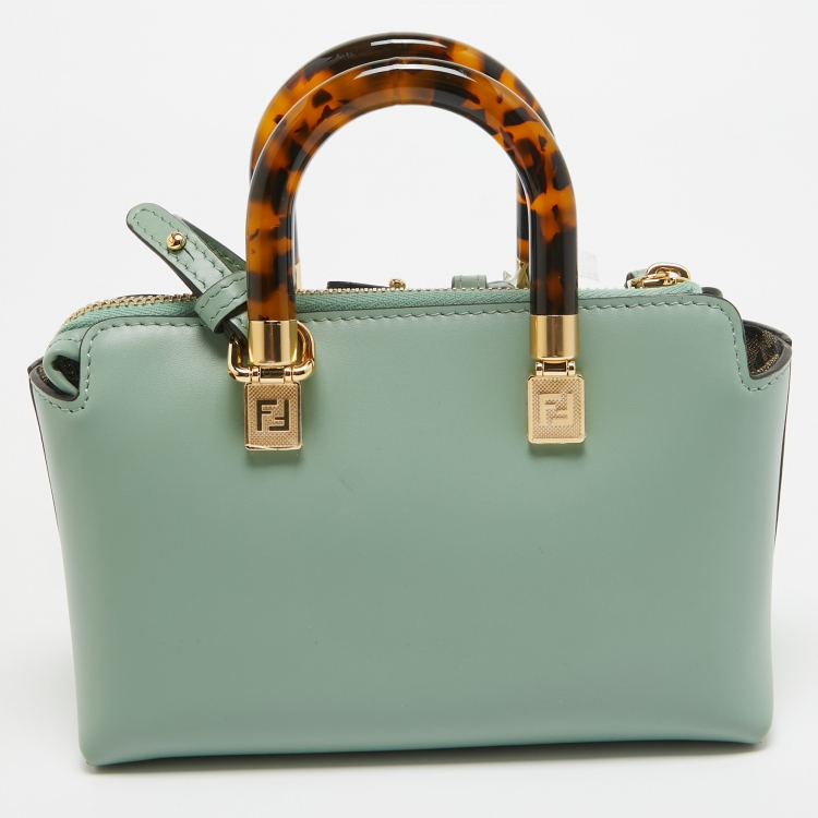 مملوكة مسبقًا Fendi Mint Green Leather Mini By The Way Satchel