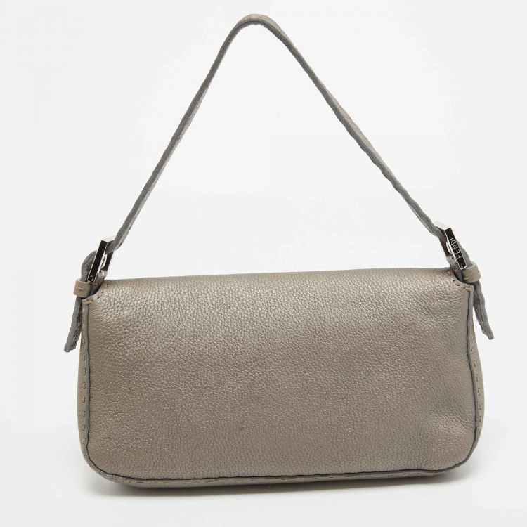 Pre Owned Fendi Metallic Beige Selleria Leather Baguette Bag