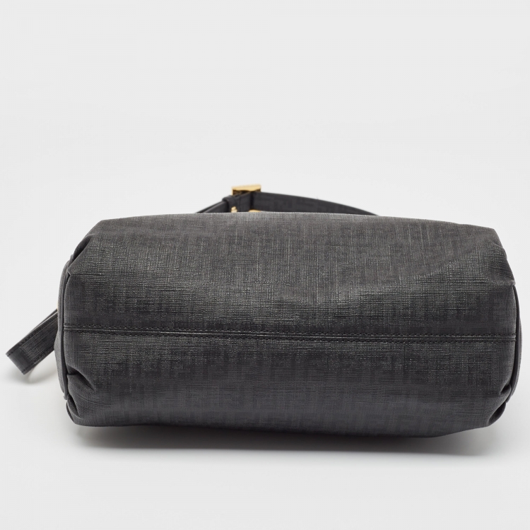 Pre Owned Fendi Black Zuchinno Coated Canvas and Leather Clasp Crossbody Bag 