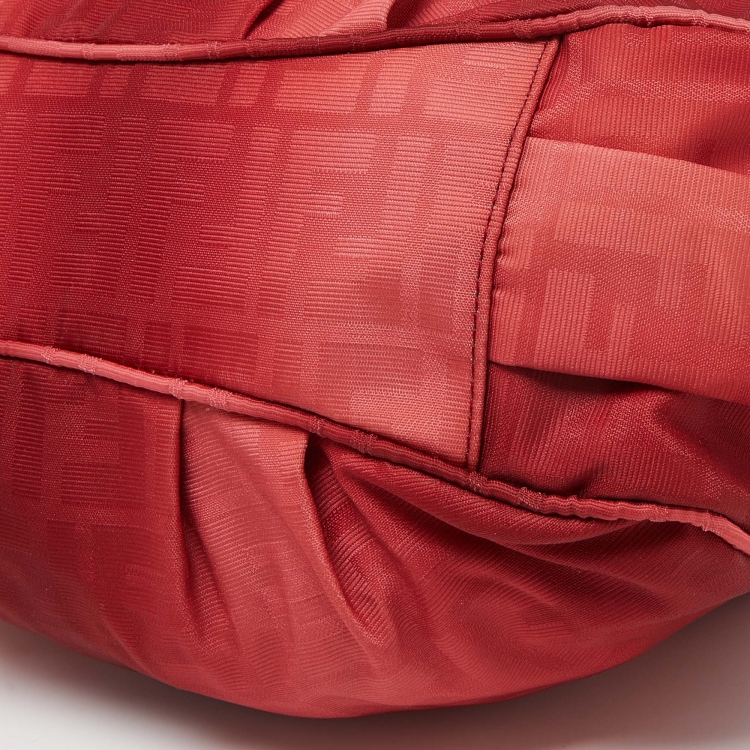 مملوكة مسبقًا Fendi Red Zucca Canvas and Leather Small Mia Hobo