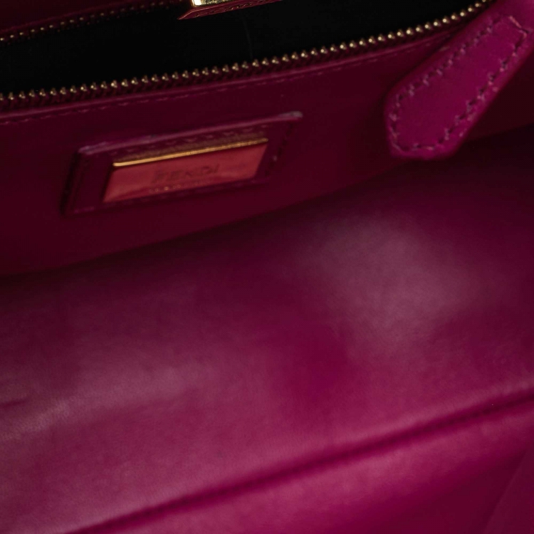 مملوكة مسبقًا Fendi Grey/Pink Crocodile Mini Peekaboo Top Handle Bag