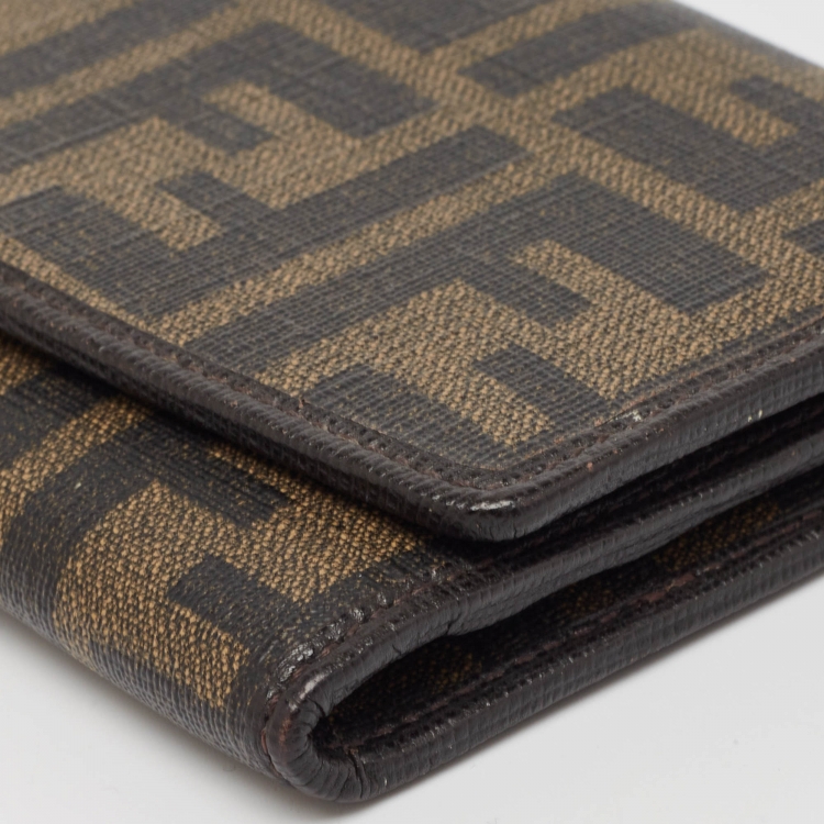 مملوكة مسبقًا Fendi Brown Zucca Coated Canvas Flap Continental Wallet