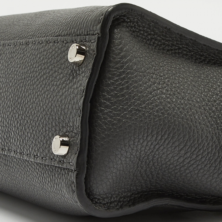 Pre Owned Fendi Grey Selleria Leather Medium Peekaboo Top Handle Bag