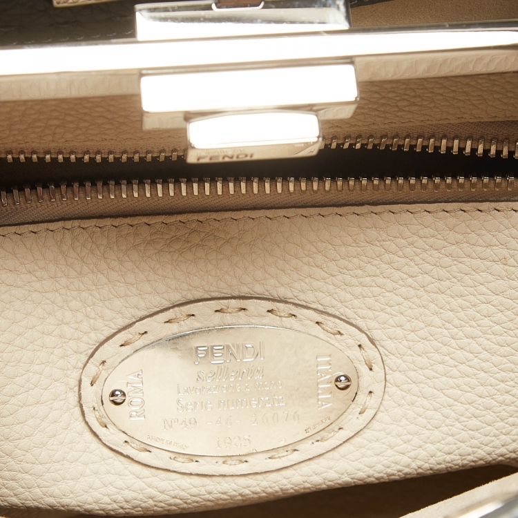 Pre Owned Fendi Grey Selleria Leather Medium Peekaboo Top Handle Bag
