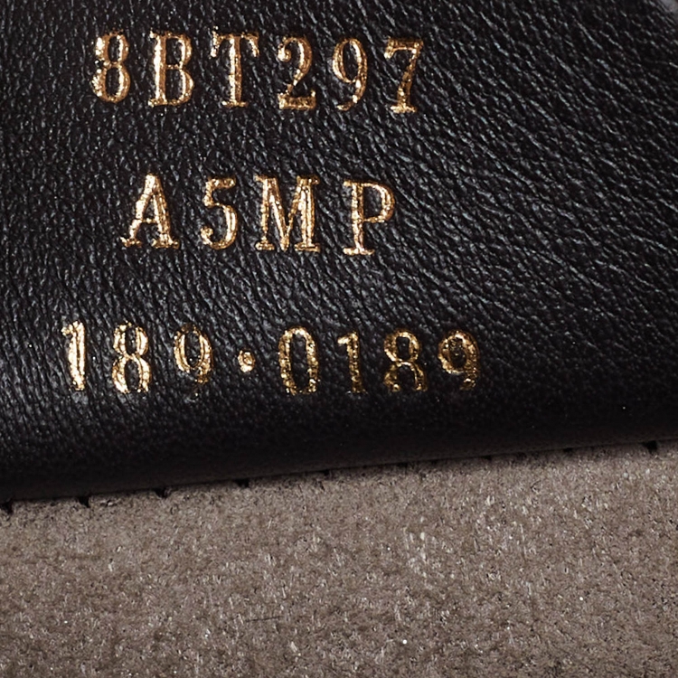 مملوكة مسبقًا Fendi Black/Tobacco Zucca Coated Canvas and Leather Double F Top Handle Bag