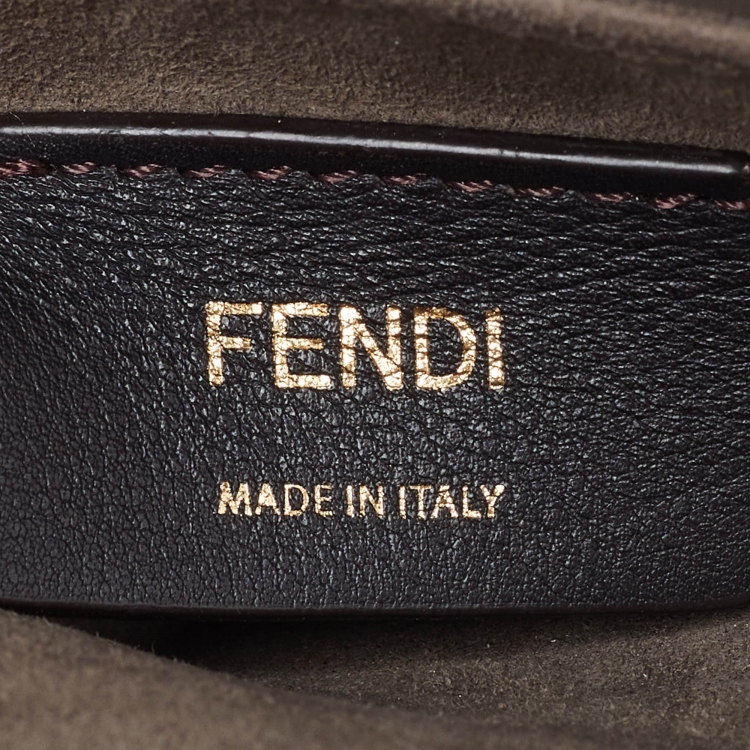 مملوكة مسبقًا Fendi Black/Tobacco Zucca Coated Canvas and Leather Double F Top Handle Bag