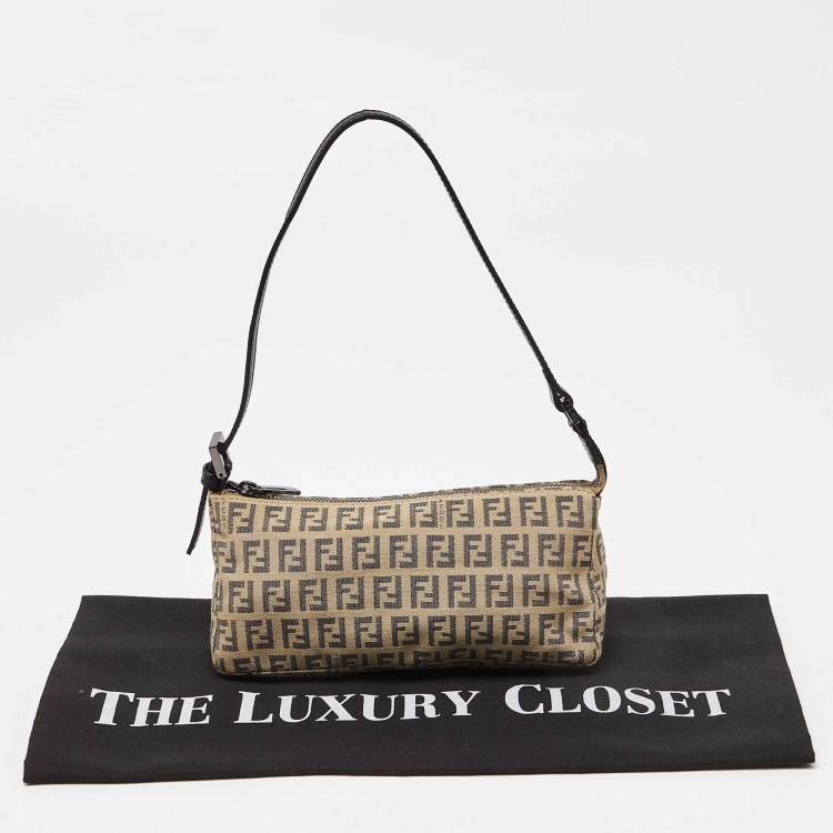 Pre Owned Fendi Black/Ivory Zucchino Fabric and Leather Pochette Bag