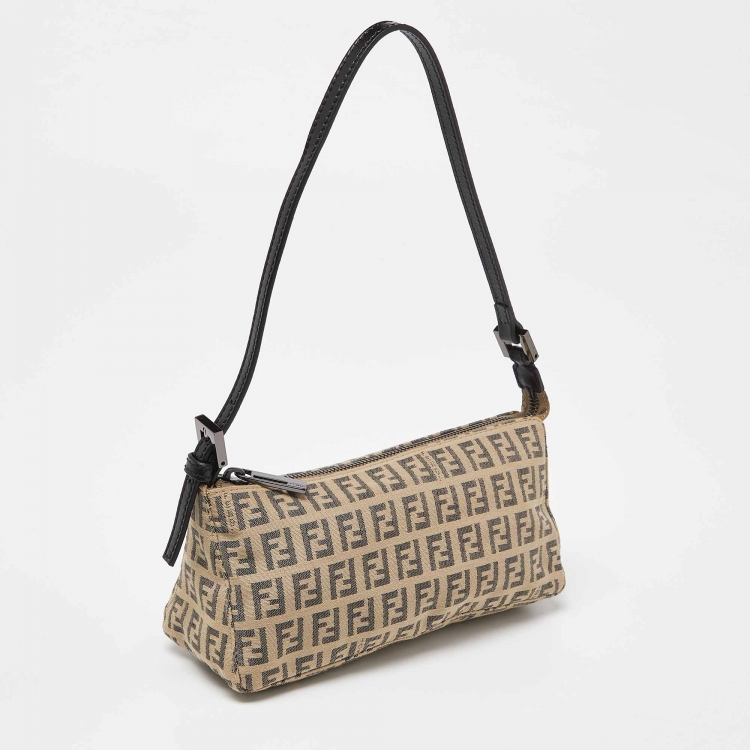Pre Owned Fendi Black/Ivory Zucchino Fabric and Leather Pochette Bag