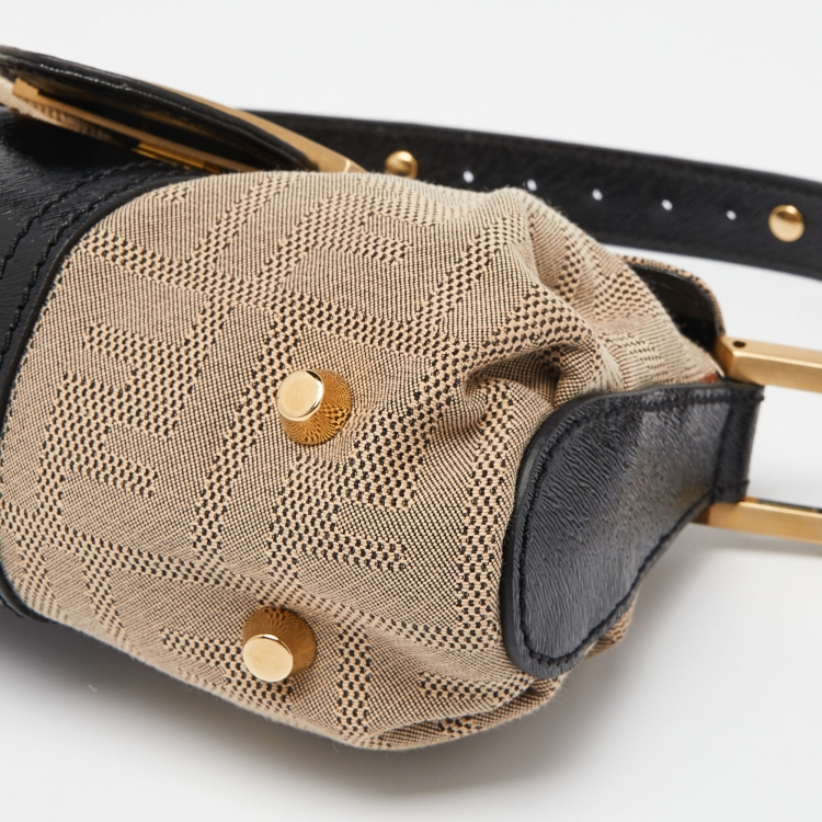 Pre Owned Fendi Beige/Black Canvas and Leather Baguette Bag