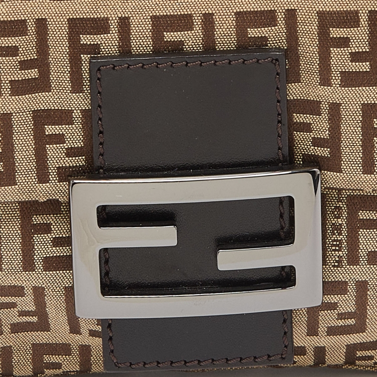 Pre Owned Fendi Fatigue Beige/Brown Zucchino Canvas and Leather Baguette Bag