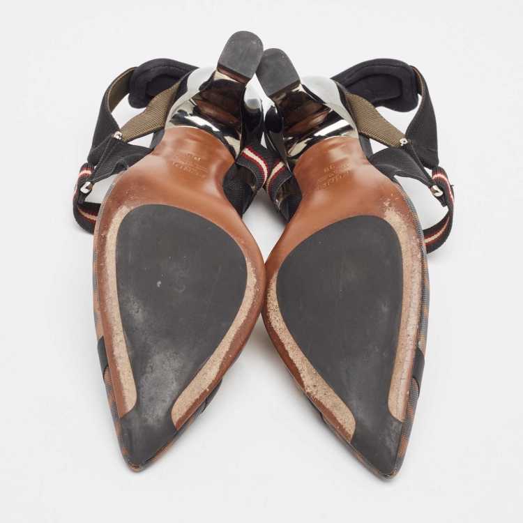 Pre Owned Fendi Brown/Black Zucca Mesh and Fabric Colibri Slingback Pumps Size 38