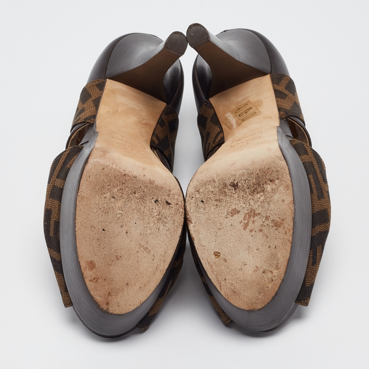 مملوكة مسبقًا Fendi Tobacco Zucca Canvas and Leather Liberty Platform Sandals Size 37.5