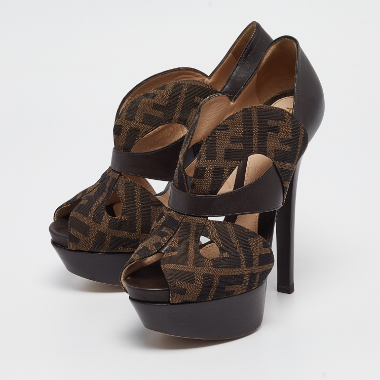 مملوكة مسبقًا Fendi Tobacco Zucca Canvas and Leather Liberty Platform Sandals Size 37.5