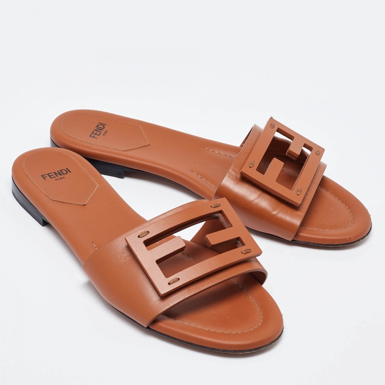 Pre Owned Fendi Brown Leather Flat Slides Size 37