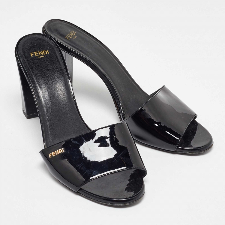 Pre Owned Fendi Black Patent Leather Logo Slide Sandals Size 40