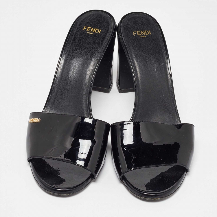 Pre Owned Fendi Black Patent Leather Logo Slide Sandals Size 40
