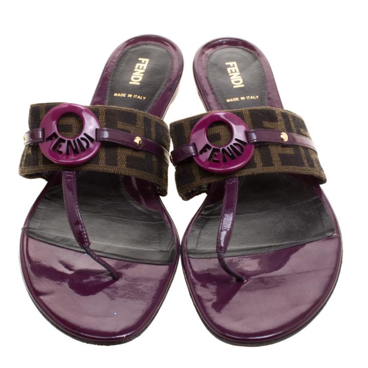 مملوكة مسبقًا Fendi Purple Leather and Zucca Canvas Flat Thong Sandals Size 41.5