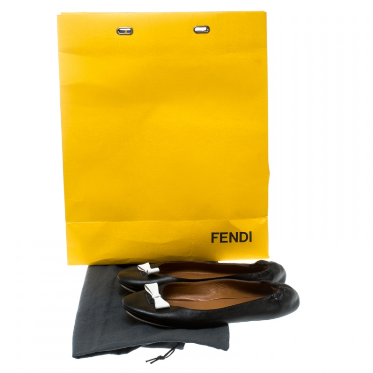 مملوكة مسبقًا Fendi Black Leather Let's Dance Bow Ballet Flats Size 39