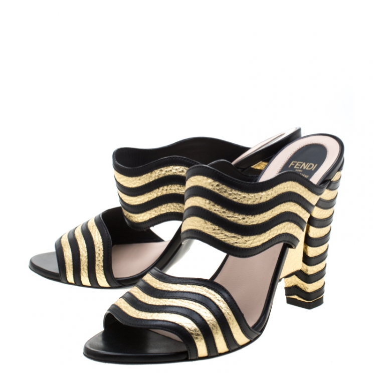 مملوكة مسبقًا Fendi Metallic Gold/Black Leather Hypnosis Sandals Size 38