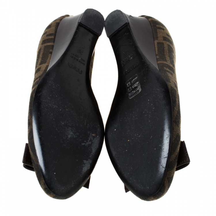 Pre Owned Fendi Brown Zucca Canvas Bow Detail Ballerina Flats Size 38