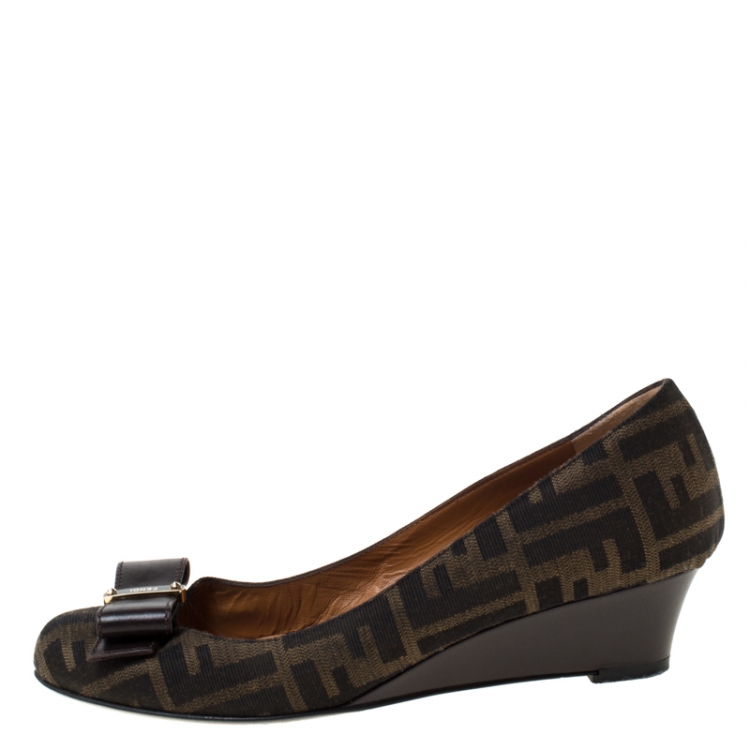 Pre Owned Fendi Brown Zucca Canvas Bow Detail Ballerina Flats Size 38