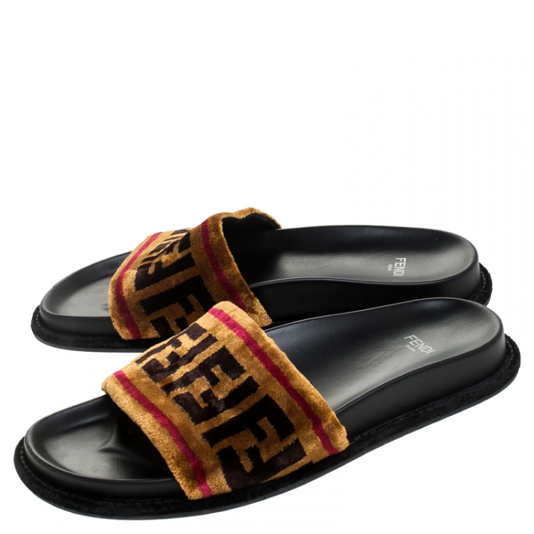 Pre Owned Fendi Brown FF Fur Slip On Slides Size 38